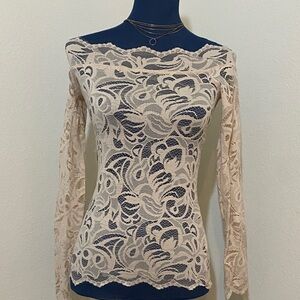 H&M Elegant Lace top in Blush Long Sleeve size 2